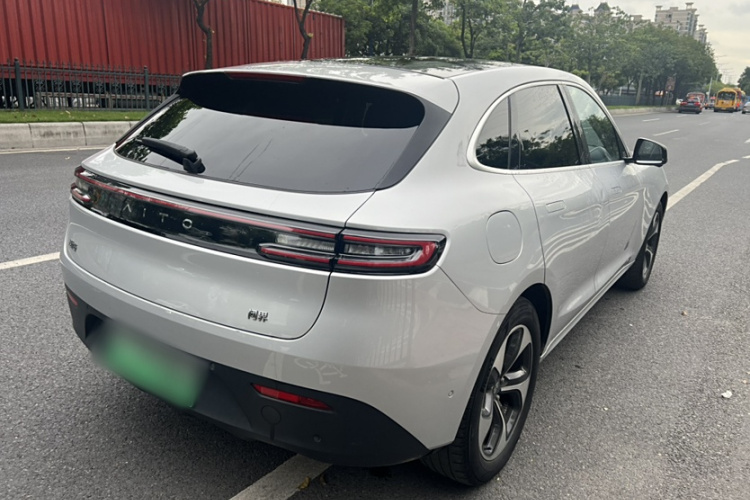 鸿蒙智行 问界M5 2022款 增程后驱标准版车身外观6006