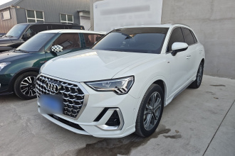 奥迪Q3 2024款 40 TFSI 时尚动感型