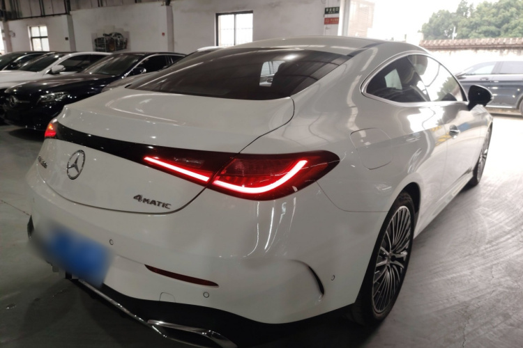奔驰CLE 2024款 CLE 300 4MATIC 动感型轿跑车车身外观6005