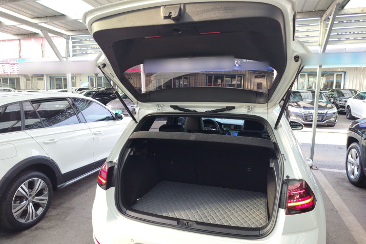 大众 高尔夫 2018款 280TSI 自动R-Line型机舱底盘23