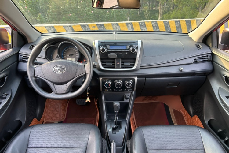 丰田 威驰 2019款 1.5L CVT创行版中控内饰7009