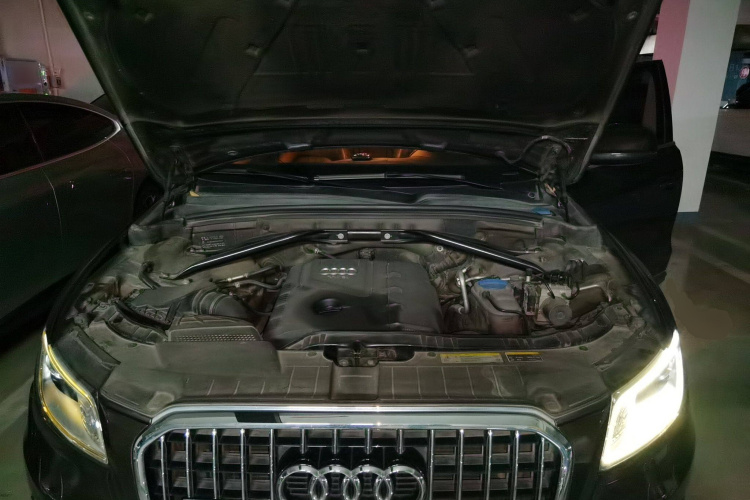 奥迪Q5 2013款 40 TFSI 技术型局部细节24