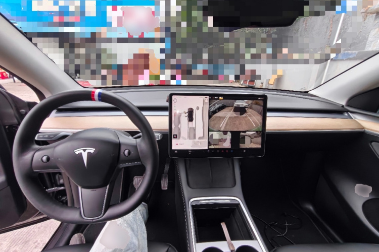 特斯拉 Model Y 2022款 后轮驱动版中控内饰12