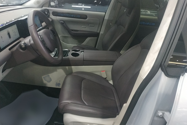 零跑汽车 零跑C11 2023款 增程 285智享版局部细节19