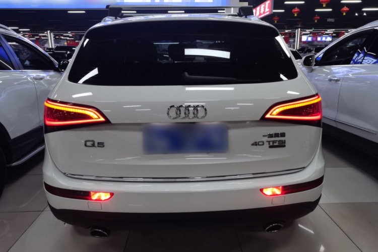 奥迪Q5 2016款 40 TFSI 进取型车身外观6