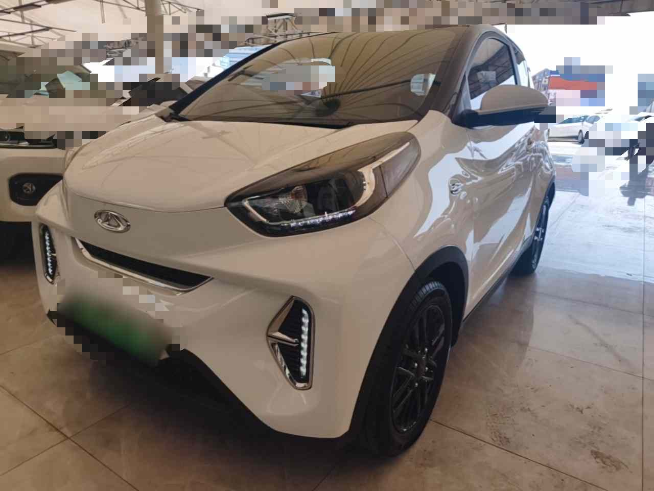 奇瑞QQ 小蚂蚁 2024款 改款 青春版 251km 真爱版 25.05kWh(2)