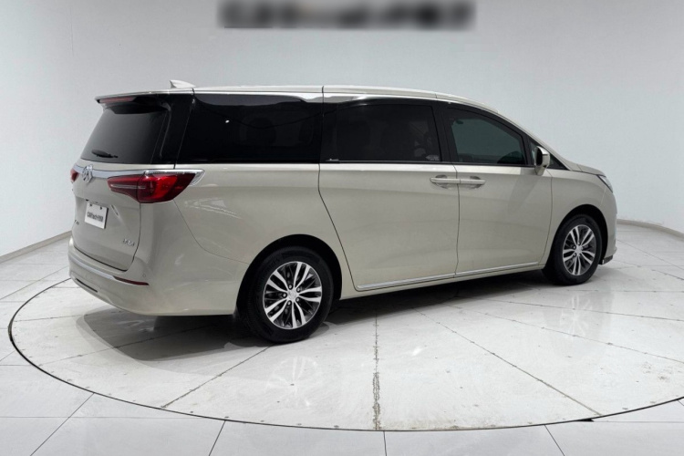 别克GL8 2023款 ES陆尊 舒适型车身外观7