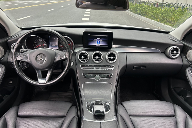 奔驰C级(进口) 2015款 C 200 旅行轿车中控内饰7002