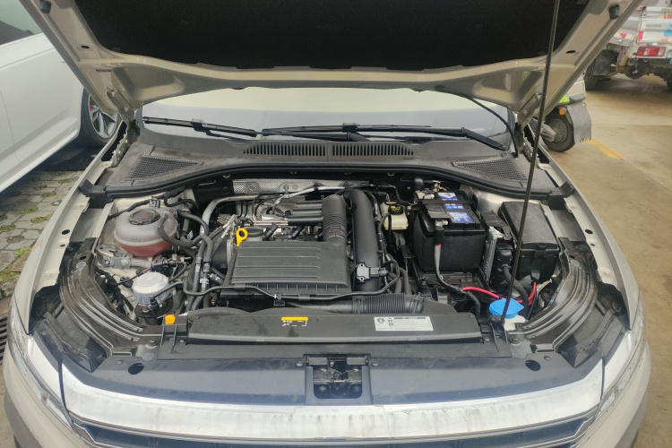 大众 朗逸 2022款 280TSI DSG豪华版机舱底盘24