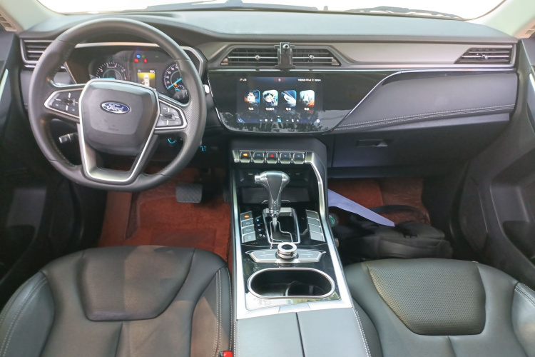 福特 领界 2019款 EcoBoost 145 CVT铂领型 国VI中控内饰7002