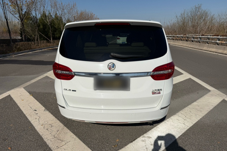 别克GL8 2018款 28T 豪华型 国VI车身外观6004