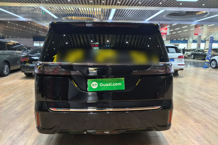 岚图汽车 岚图梦想家 2024款 PHEV 超长续航旗舰版车身外观6004