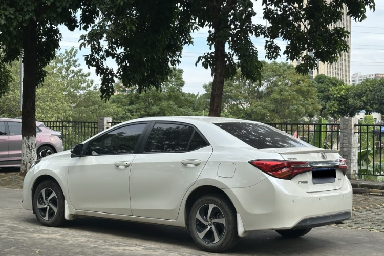 丰田 雷凌 2017款 改款 185T CVT精英版 国V车身外观6004