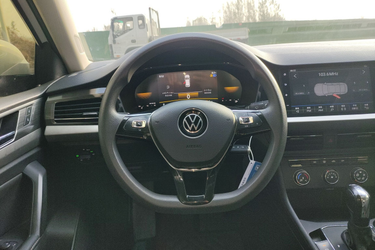 大众 朗逸 2021款 1.5L 自动视野版中控内饰13