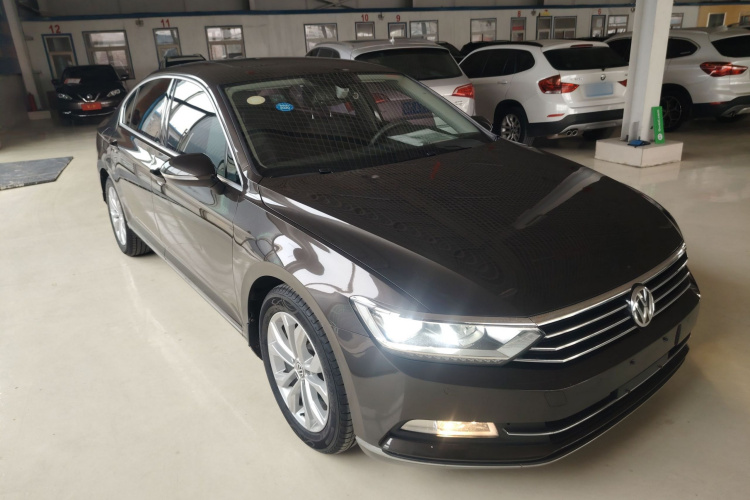 大众 迈腾 2017款 380TSI DSG 豪华型车身外观3