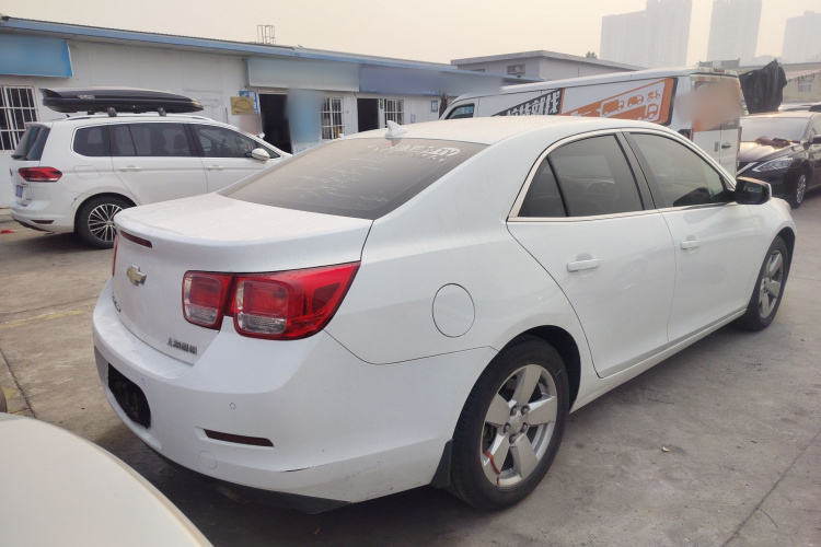 雪佛兰 迈锐宝 2013款 1.6T 自动舒适版车身外观7