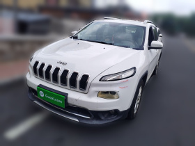 Jeep 自由光 2017款 2.0L 优越版