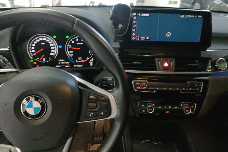 宝马X1 2020款 sDrive25Li 领先型中控内饰12