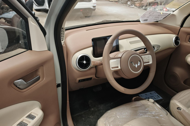 五菱汽车 宏光MINIEV 2025款 四门版 进阶款中控内饰20