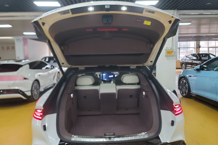 腾势Z9GT 2024款 1100四驱Max版局部细节23