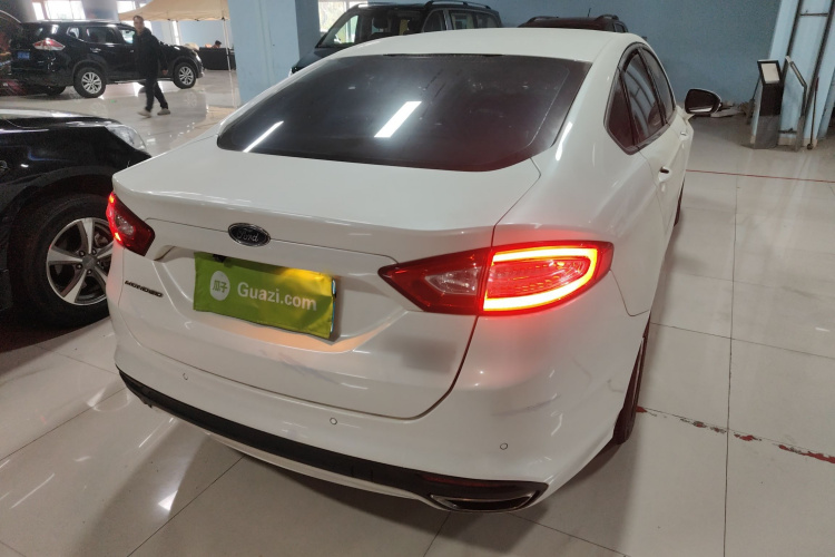 福特 蒙迪欧 2013款 1.5L GTDi180时尚型车身外观7