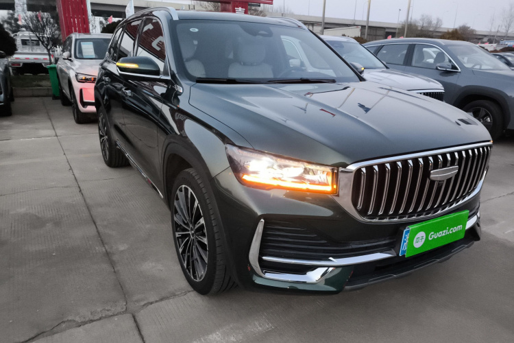 吉利汽车 星越L 2025款 东方曜 2.0TD 自动四驱望月版车身外观3