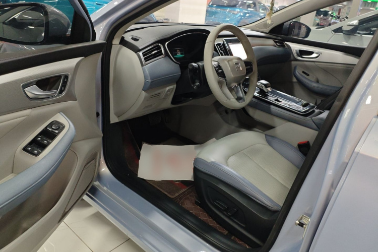 飞凡汽车 飞凡ER6 2021款 新动版 620km 智行版中控内饰20