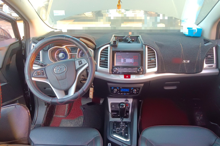 江汽集团 瑞风S3 2016款 1.5L CVT豪华智能型中控内饰7002