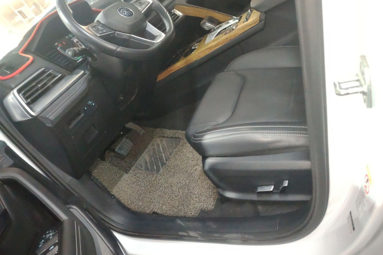 比亚迪 宋Pro新能源 2019款 DM 1.5T 四驱性能版豪华型局部细节19