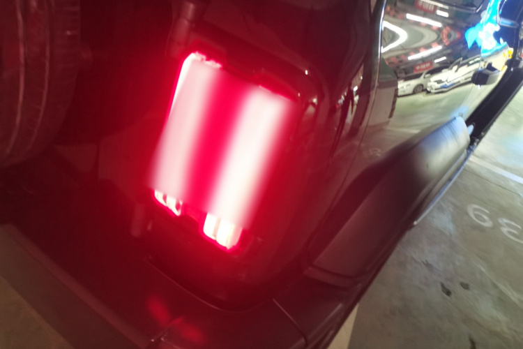 坦克300 2021款 越野版 2.0T 挑战者车身外观6006