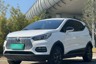 比亚迪 元新能源 2018款 EV360 智联炫酷型