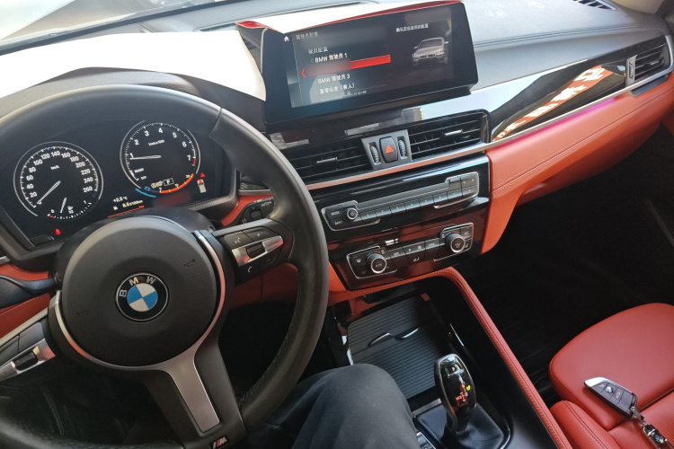 宝马X2 2021款 sDrive25i M运动套装中控内饰12