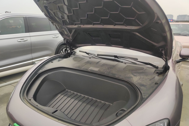 小米汽车 小米SU7 2024款 四驱超长续航高阶智驾Max版机舱底盘24