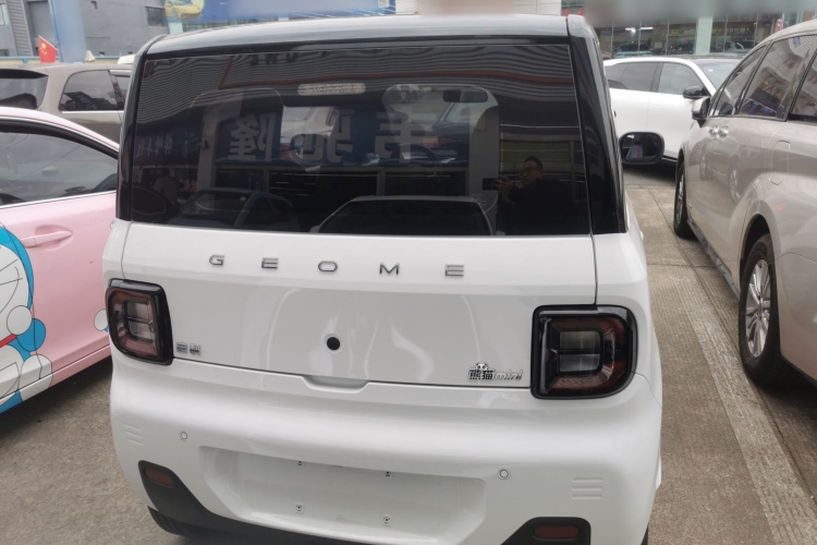 吉利银河 2024款 熊猫mini 200km 耐力熊车身外观6004