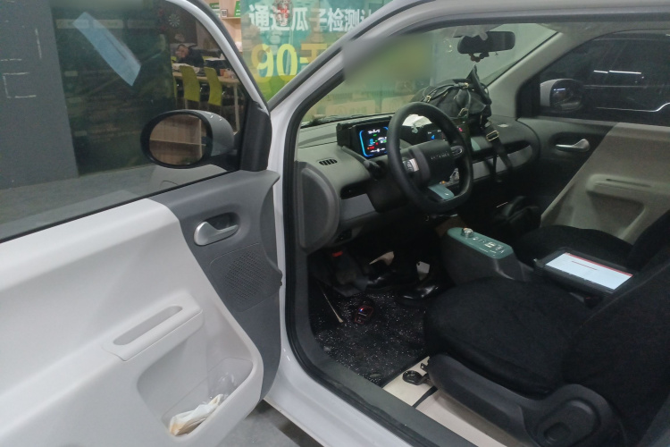 长安启源 长安Lumin 2023款 301km 蜜沁款中控内饰20