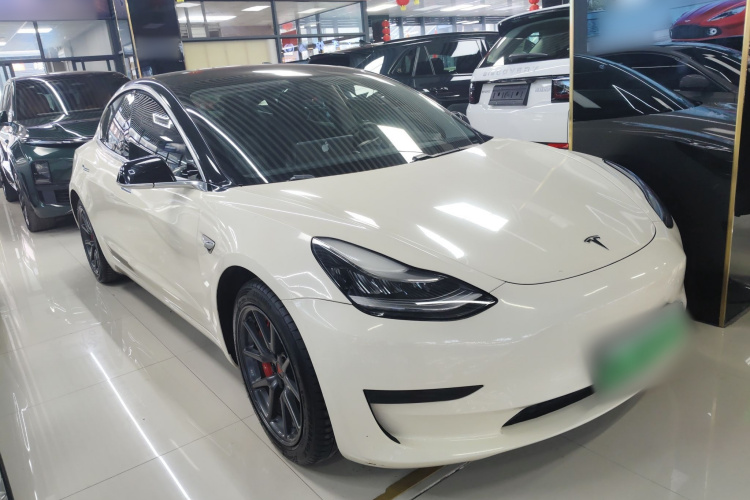 特斯拉 Model 3 2020款 标准续航后驱升级版车身外观3