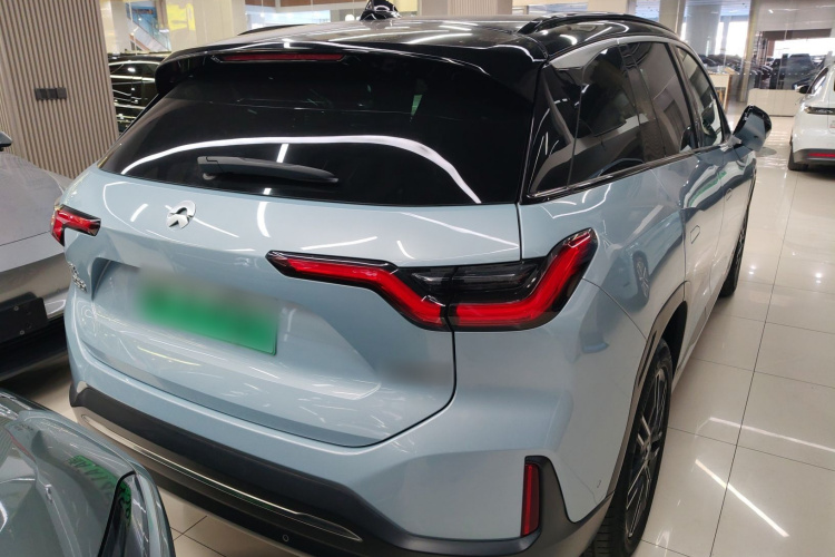 蔚来ES6 2020款 600KM 运动版车身外观7