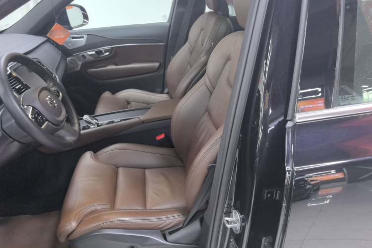 沃尔沃XC90 2023款 B6 智雅豪华版 7座局部细节19