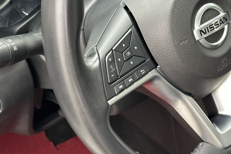 日产 轩逸 2021款 1.6L XL CVT悦享版中控内饰7014