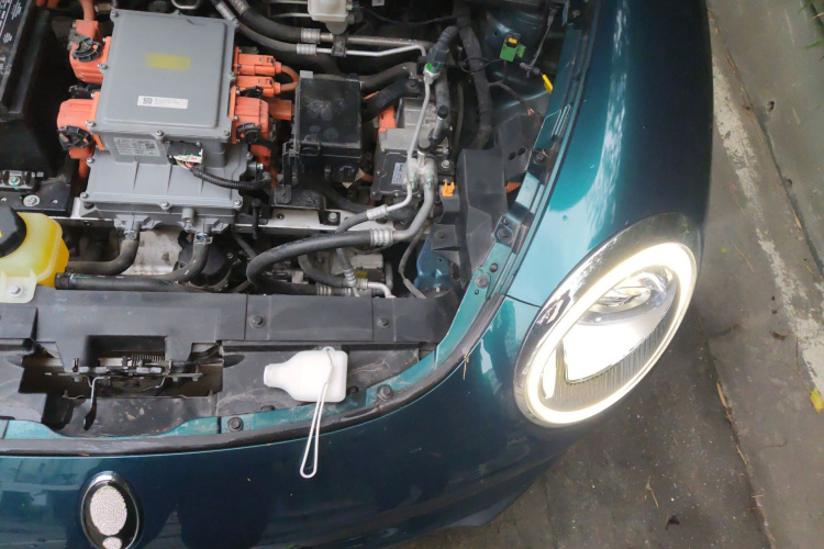 欧拉好猫 2021款 400km标准续航 维纳斯版 磷酸铁锂局部细节9007