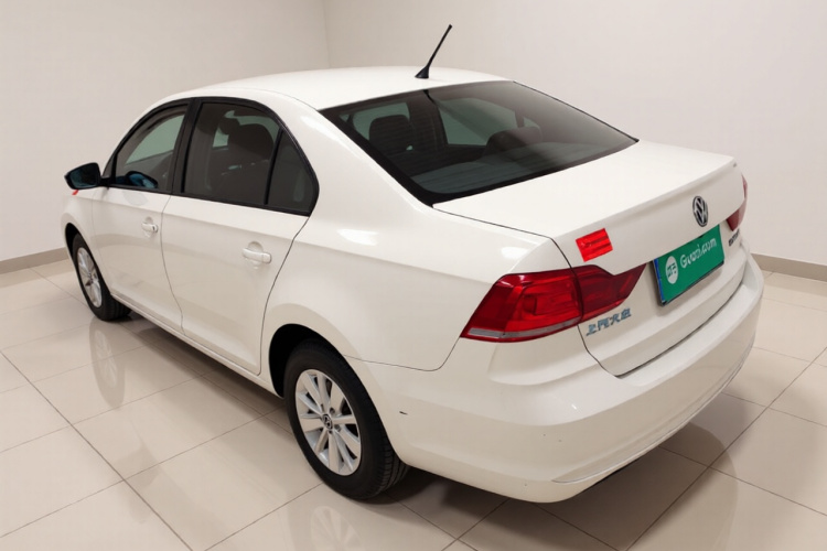 大众 桑塔纳 2019款 1.5L 手动风尚版 国VI车身外观5