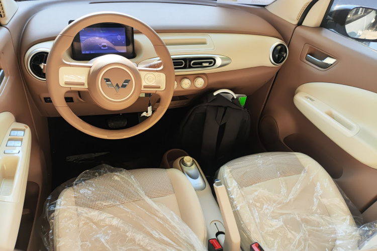 五菱汽车 宏光MINIEV 2025款 四门版 进阶款中控内饰12