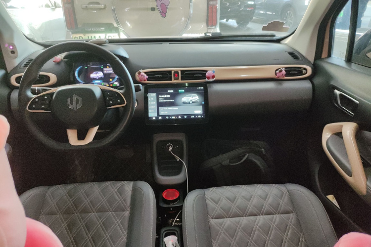 零跑汽车 零跑T03 2021款 400豪华版中控内饰12