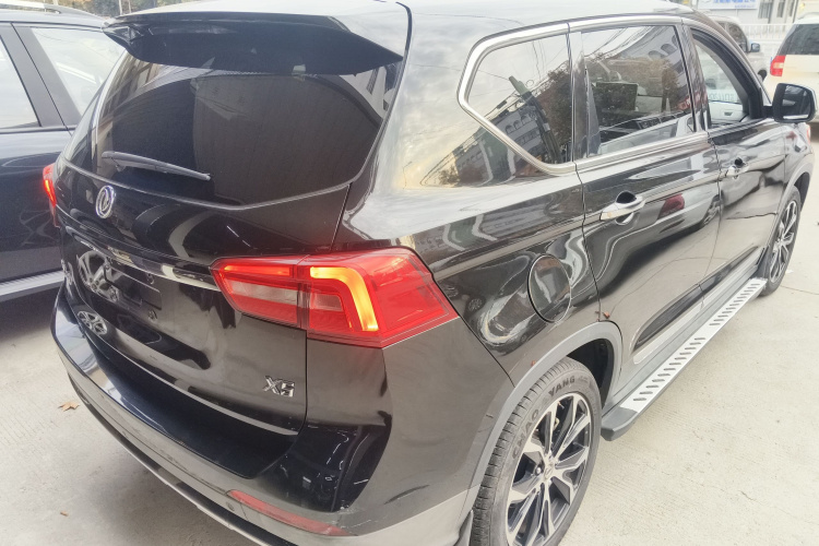 东风风行 景逸X5 2017款 劲享系列 1.5T CVT智联型车身外观6005