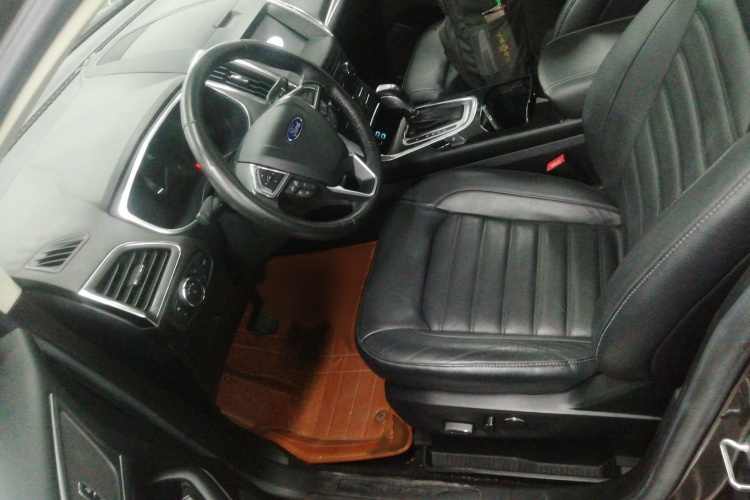 福特 锐界 2018款 EcoBoost 245 两驱豪锐型 7座 国V局部细节19