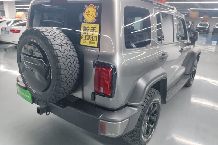 坦克300 2024款 2.0T 征服者车身外观6005