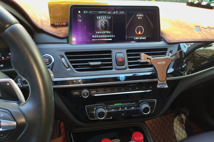 宝马1系 2019款 120i 领先型M运动套装局部细节16