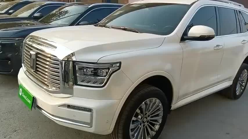 坦克500 2022款 3.0T 商务版 造境型 5座实拍1