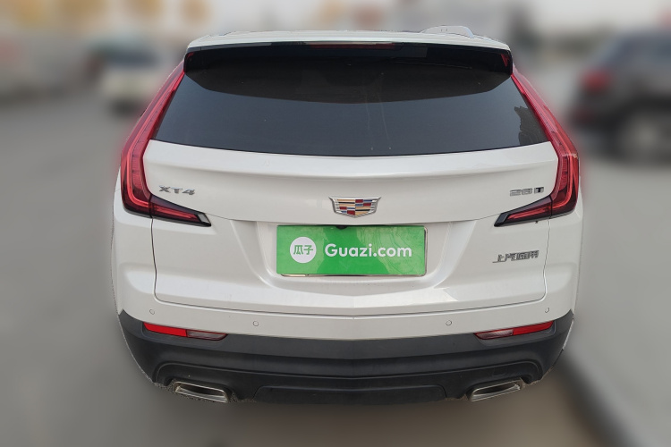 凯迪拉克XT4 2021款 28T 两驱技术型车身外观6