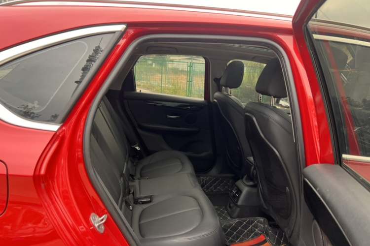 宝马2系旅行车 2018款 218i 尊享型运动套装中控内饰7001